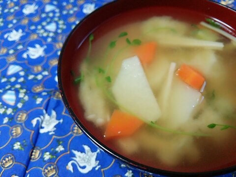 あったか美味しい！里芋入り味噌汁♪